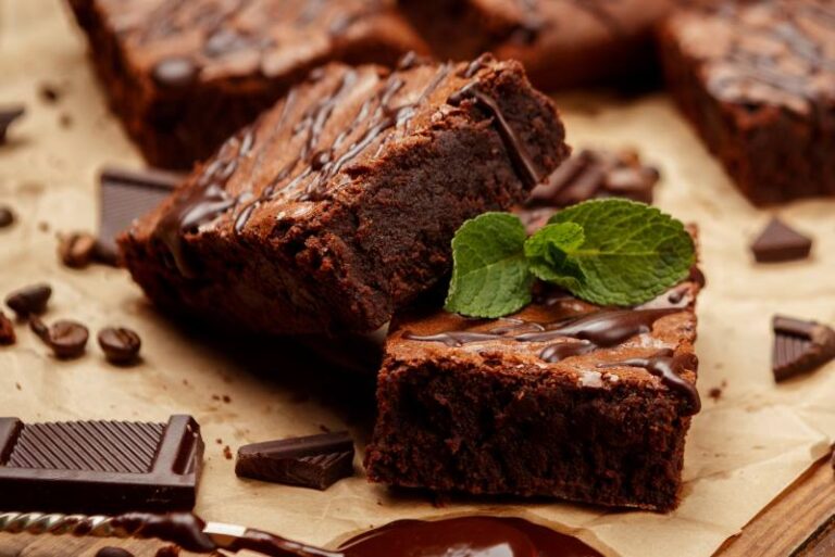 NEPEČENE KAKAO KOCKE: Jednostavan desert, gotov za samo pet minuta!