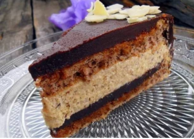 Baršunasta Bajadera Torta: Fantastičnog okusa, sočna i kremasta