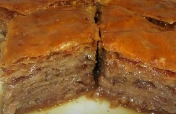 JEDNA TAJNA ZA NAJSOČNIJU BAKLAVU: Recept iz stare Bosne koji osvaja!