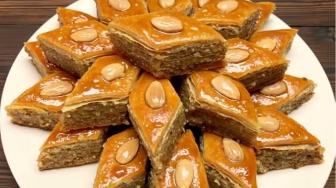 JEDAN OD NAJSTARIJIH NAČINA ZA PRIPREMU BAKLAVE: Tajna je u posebnim domaćim korama!