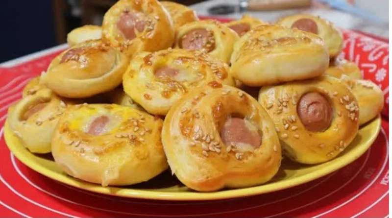 KOKTEL PECIVO SA VIRŠLAMA: Ukusan i brz recept koji će oduševiti svakog gosta!